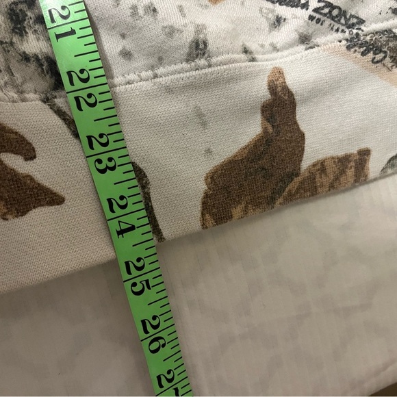 Cabela's Zonz Woodland Snow Camouflage Hoodie, size Small - Picture 8 of 8